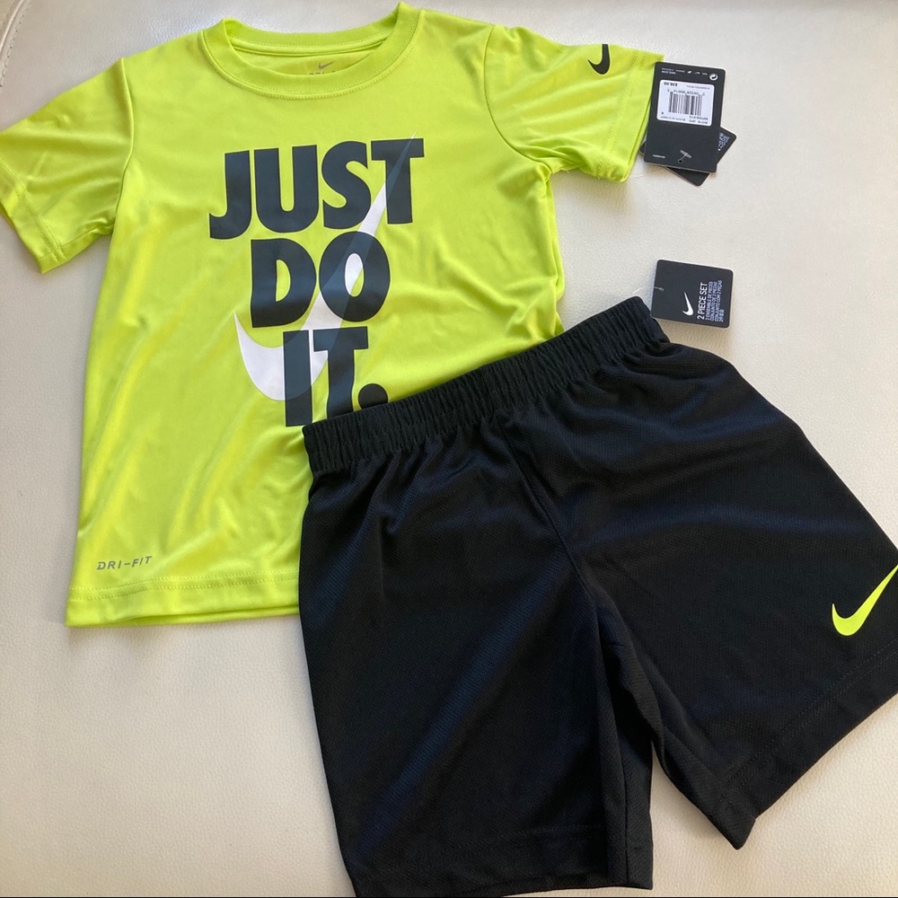Nike dri-fit cute short set 2043 - Picture 4 of 7